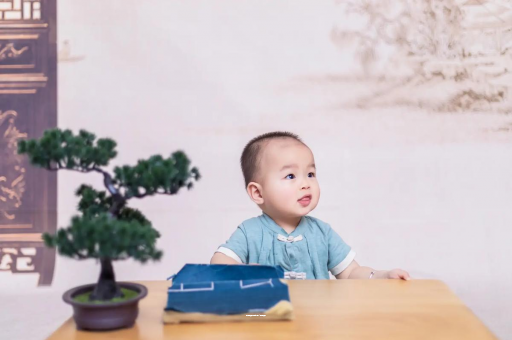 莱芜宝宝喊肚子疼怎么回事